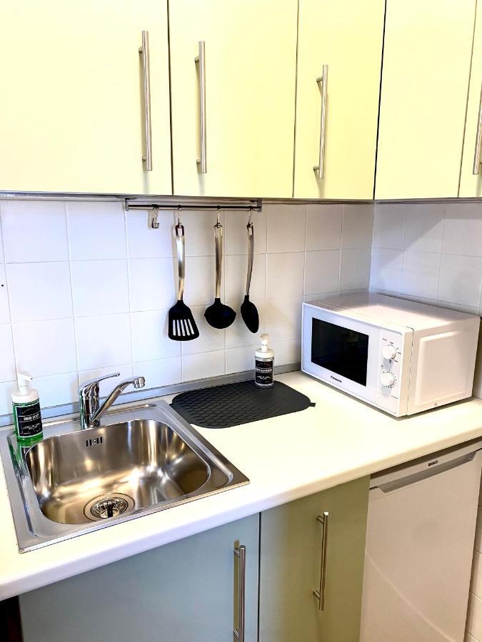 Monolocale Con Terrazzo Alle Porte Di Milano Bresso Ngoại thất bức ảnh
